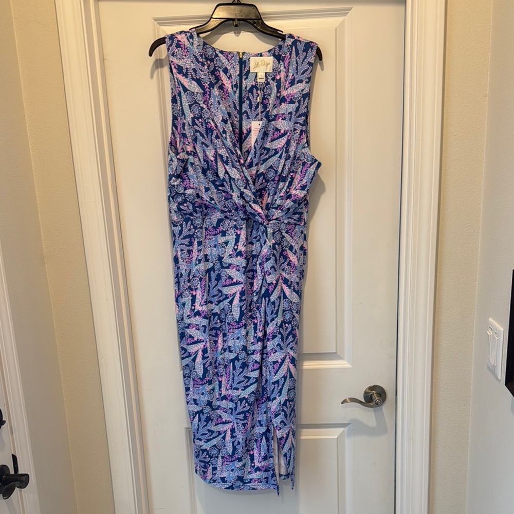 NWT Lilly Pulitzer Blue and White Sheath Midi Dress